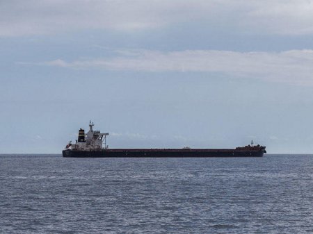 Miqrantların qaçırdığı Türkiyə tankerini ordu azad etdi