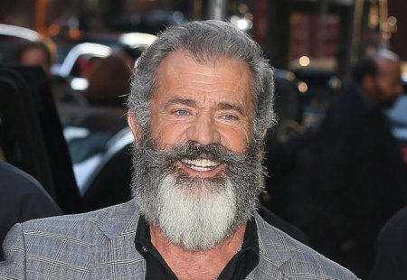 Mel Gibson çəkildiyi filmin yayımlanmasını istəmir