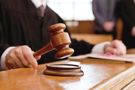 Abbas Bağırovun adı keçən dələduzluq işində Xanım vəkil təhqir olundu...