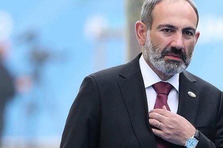 Paşinyan yaxın qohumunu həbsxanaya göndərir