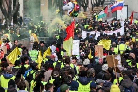 “Sarı jiletlər” aksiyasının 22-ci aktı başlayıb