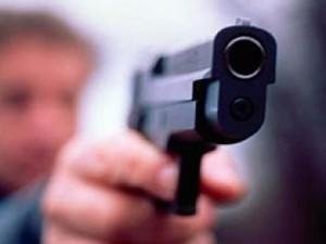 Bakıda sevdiyi qızı güllələyən şəxsin məhkəmə istintaqı başa çatdı