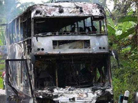 Peruda 20 sərnişin avtobusda yanıb, öldü