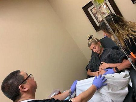 Müğənni hamilə arvadının ŞƏKİLlərini paylaşdı