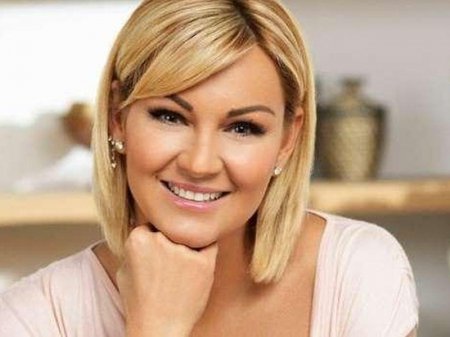 Geyimi Pınarı biabır etdi - FOTO