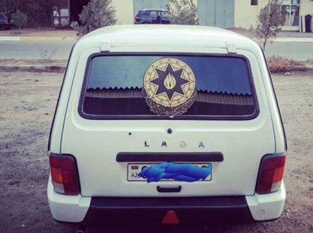 Yol polisindən maşına gerb yapışdıranlara XƏBƏRDARLIQ