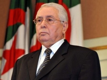 Əlcəzairin müvəqqəti prezidenti müəyyənləşdi