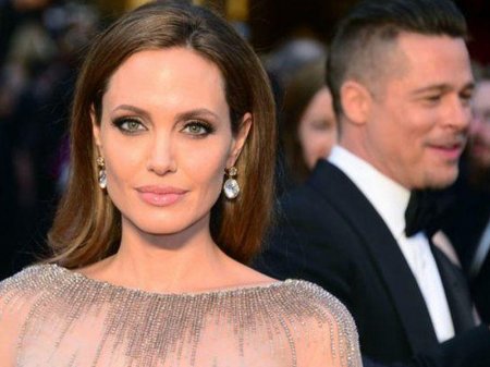 Ancelina Coli kinodan gedir