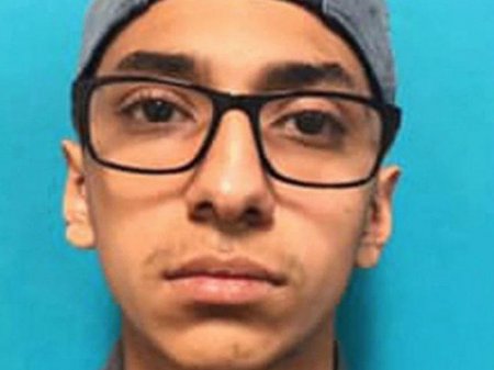 Oğul anasının boğazını kəsdi - FOTO