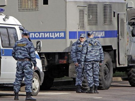 Rusiyada məktəbdən 600 nəfər təxliyə olundu - Bomba təhlükəsi