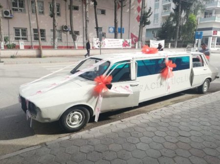 Gəlin maşınını görənlər təəccüb içində - Hələ beləsi olmamışdı - FOTO