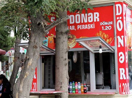 Toyuq dönəri satışına qoyulan qadağa götürülüb