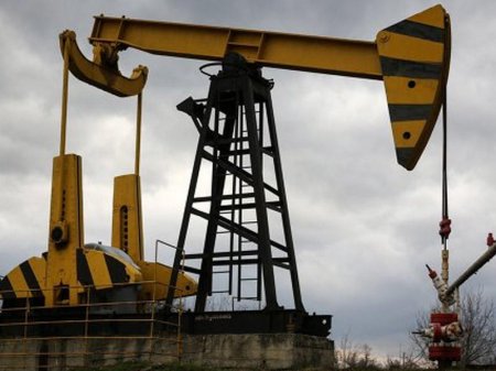 Tramp Səudiyyə Ərəbistanın neft istehsalını artırmağa razı olduğunu açıqlayıb