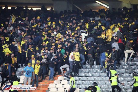 Futbolda azarkeşlər arasında dava: 295 nəfər yaralandı