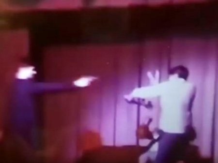 Məktəbdə faciə: Silahla 14 yaşlı oğlanın başından vurdular