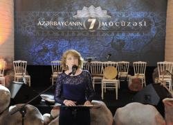 Heydər Əliyev Fondunun vitse-prezidenti Leyla Əliyeva "Azərbaycanın 7 möcüzəsi" adlı televiziya layihəsinin təqdimat mərasimində iştirak edib - FOTO