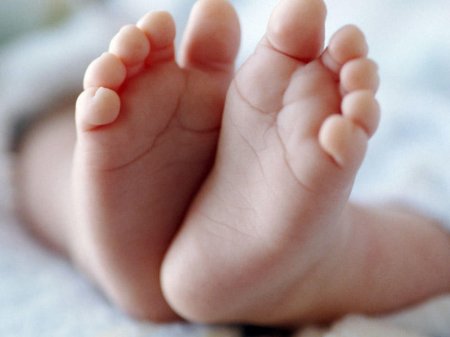 Göyçayda körpə doğuşdan sonra öldü