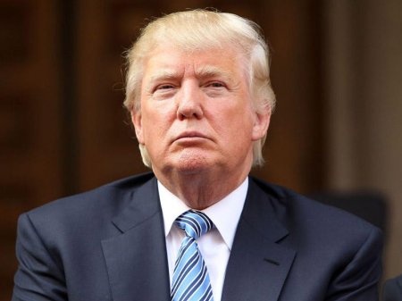 Tramp müsəlmanları təbrik edib