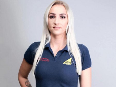 Dünyanın ən cazibədar "santexnik"i - FOTO