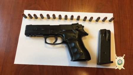 Abşeronda silahla gəzən şəxs saxlanıldı - FOTO