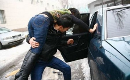 Qobustanda qız qaçıran: Buradan çıxım, yenə qaçıraram