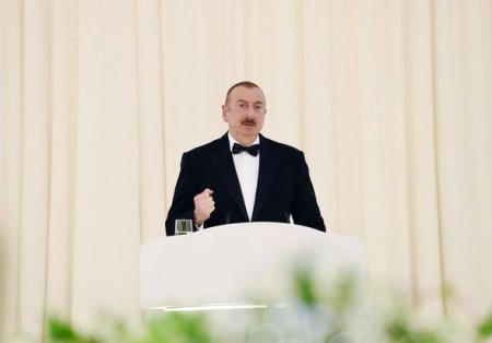 Heydər Əliyevin anadan olmasının 96-cı ildönümünə həsr olunmuş tədbir keçirilib - YENİLƏNİB + FOTO
