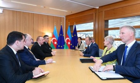 İlham Əliyev Avropa İttifaqı Şurasının prezidenti Donald Tuskla görüşüb