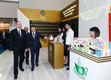 İlham Əliyev Bakıda iki sərgi ilə tanış olub - YENİLƏNİB + FOTO