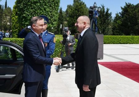 İlham Əliyev və polşalı həmkarı Bakıda açılışda - YENİLƏNİB + FOTO